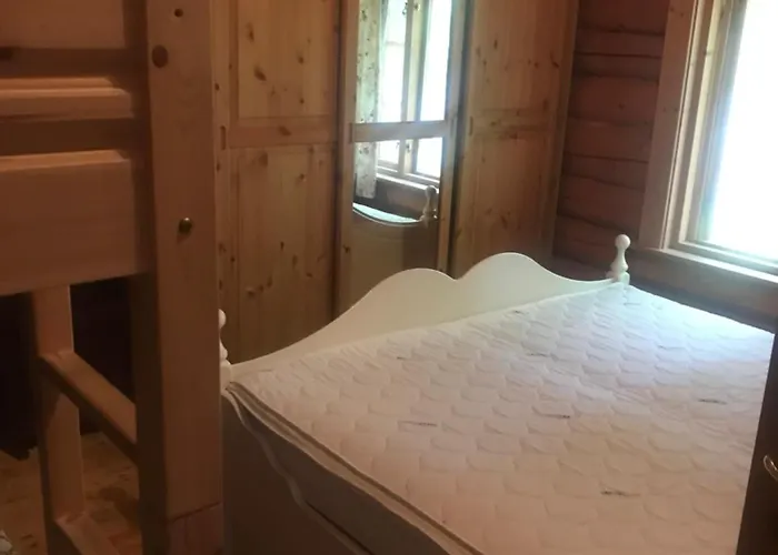 Gamlestogo, Ronlund Hyttepark * Ron